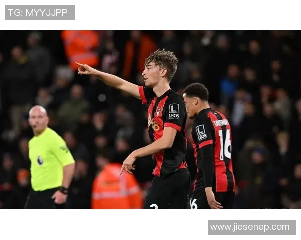 最年轻高薪足球明星崛起背后的故事与未来发展潜力分析